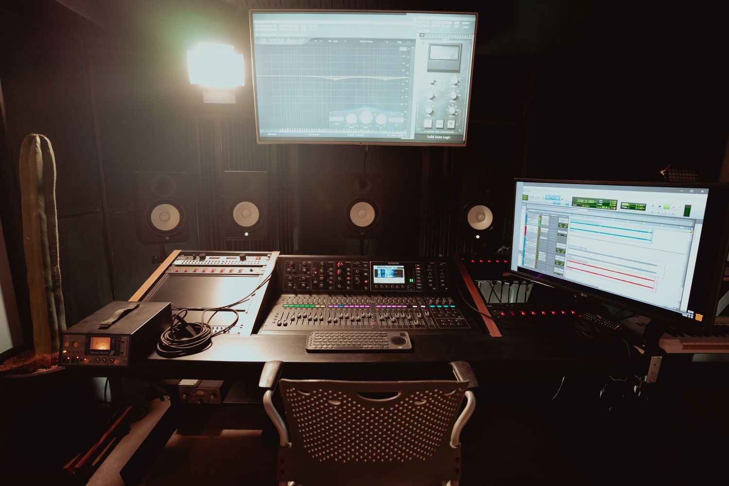 Studio Feed